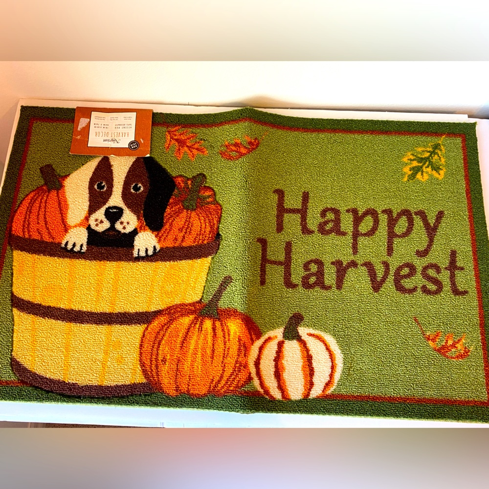 Fall accent rug NWT 18 in x 30 in